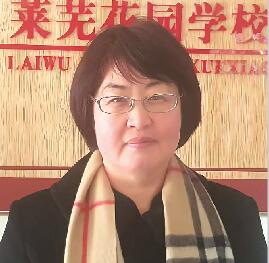 相亲相爱一家人 同心携手奔未来