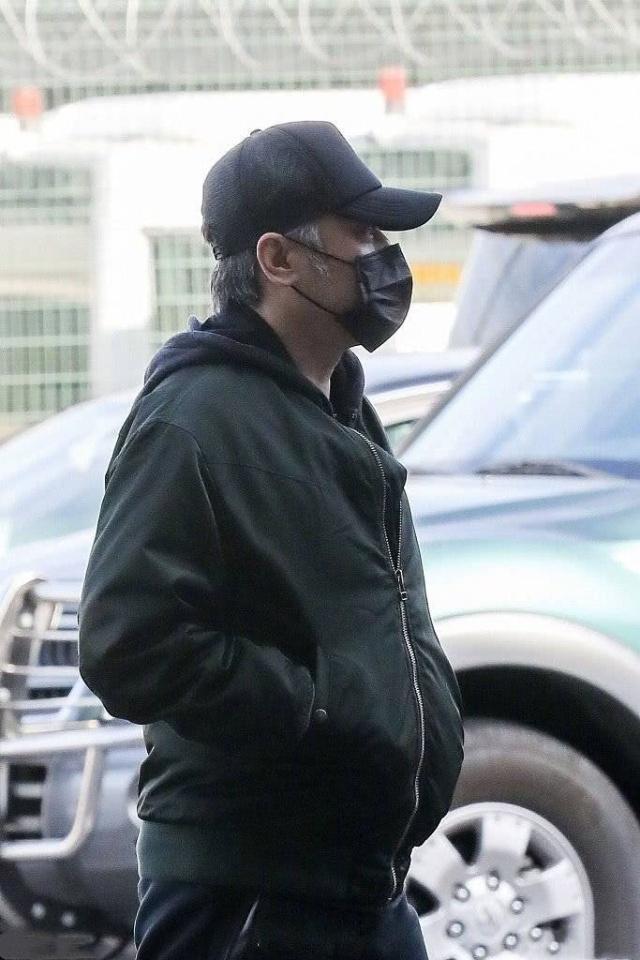 面无表情！吴秀波风波后露面 公开亮相是不是暗示什么呢？