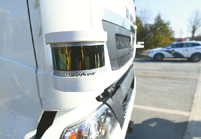 “黑科技”傍身，重汽无人驾驶公交在济南正式路测