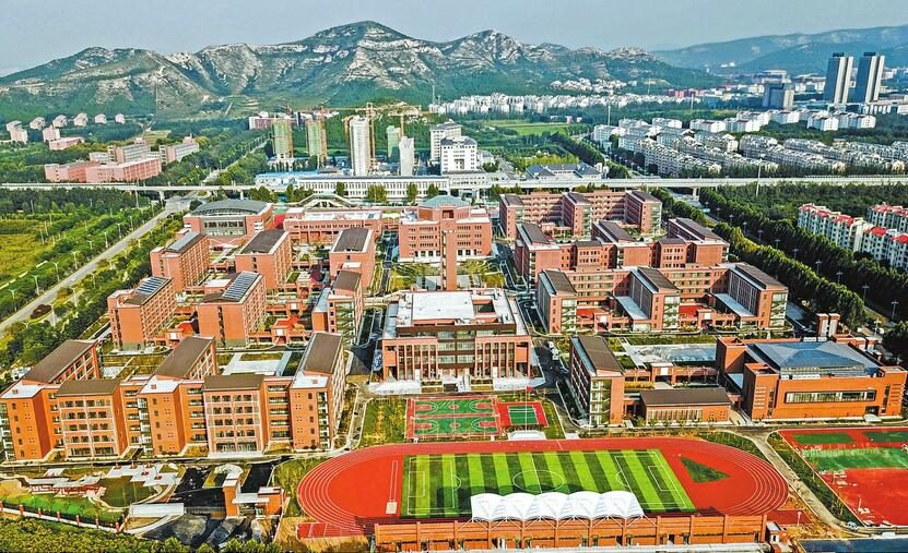 ⬆长清速度——大学城实验学校一年建成投入使用.