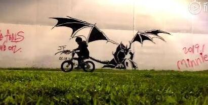 四周岁啦！刘若英为儿子庆生 小家伙骑着脚踏车帅气呆萌