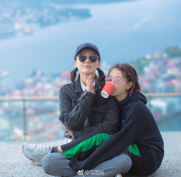 姐妹情！好闺蜜！马思纯晒照为周冬雨庆生 送祝福