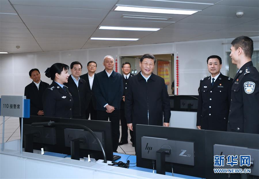 习近平春节前夕在北京看望慰问基层干部群众