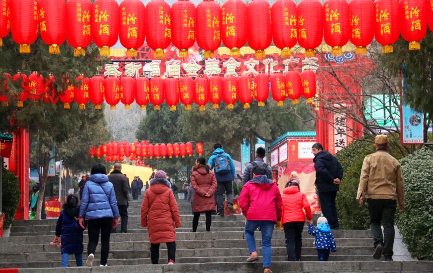 逛庙会品美食 “泉城年”也可以这样过