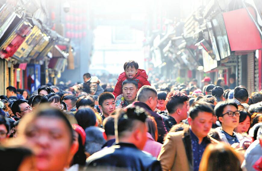 大美泉城 年味十足