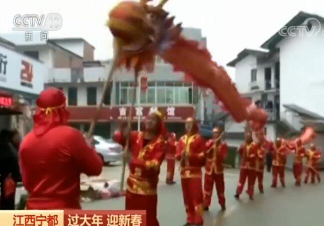 欢乐喜庆迎新春 特色民俗添年味