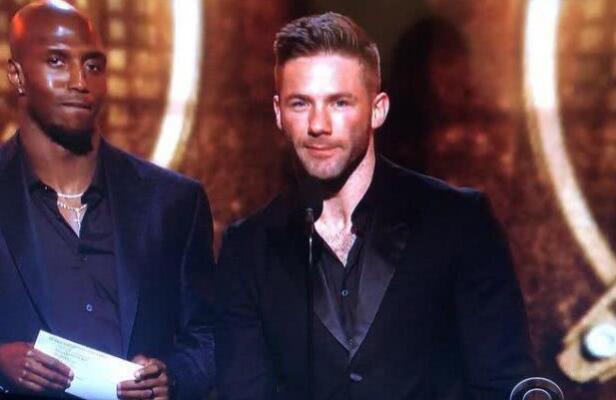 格莱美获奖名单 新科超级碗MVP引起现场一片惊叫