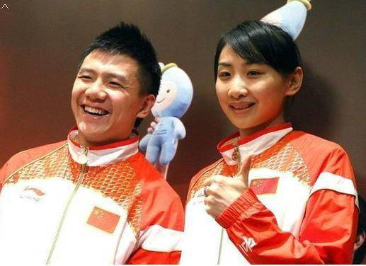 正面刚！何雯娜回应被cue 他欺负我懒得写长篇是不是…