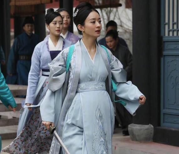 不舍！赵丽颖与明兰道别 网友纷纷留言：再见明兰，你好赵丽颖!