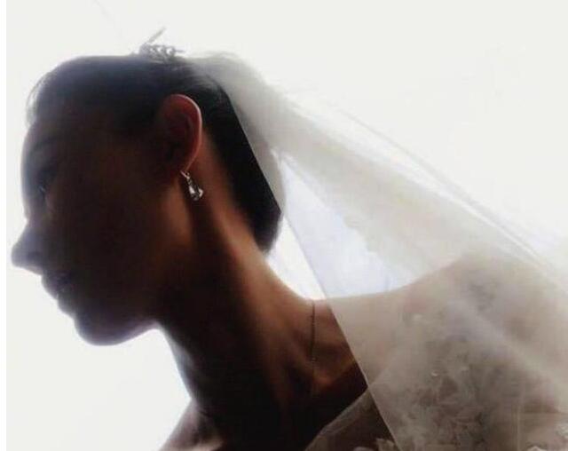 柏芝要再婚了吗?张柏芝回应婚纱照 三胎生父的身份是不是即将公布了?