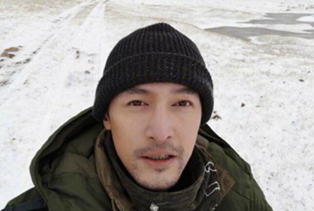 胡歌否认公布恋情 明星的私人空间在哪儿？