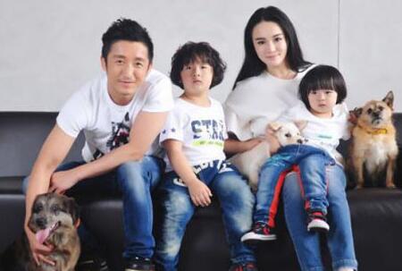 情人节最好的礼物!冉莹颖怀三胎 如果再生个妹妹他们家就圆满了吧?