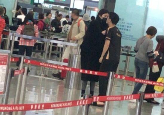 何猷君奚梦瑶吻别 该不会又是节目效果吧? 