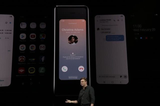 三星首款折叠手机：售价一万三 一共有 6 个摄像头 4月26日正式开售