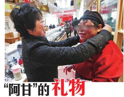 7位特殊孩子的母亲带儿女开餐厅 卖的不只是美食更有爱 