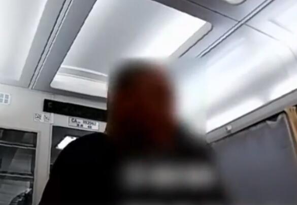 醉酒霸座威胁乘警具体什么情况?又一个要上黑名单了？