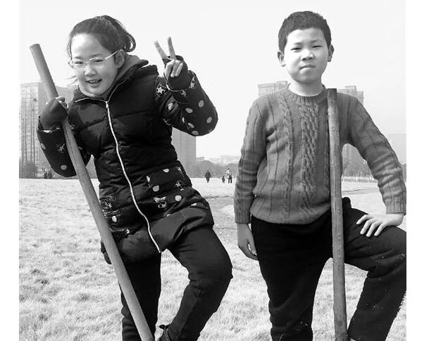 晒娃家长目瞪口呆！杭州小学晒太阳什么情况？“晒太阳”作业的意义？