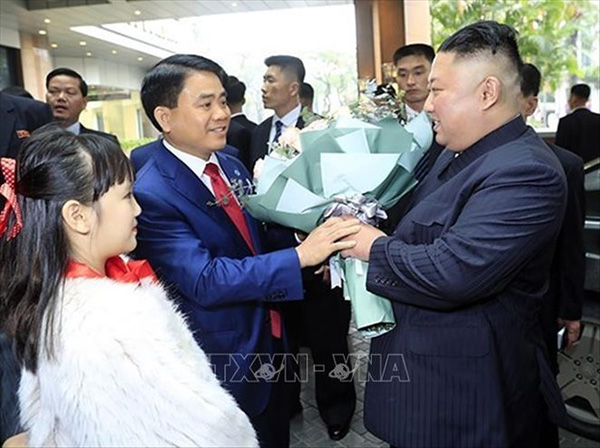 朝鲜最高领导人金正恩抵达越南河内