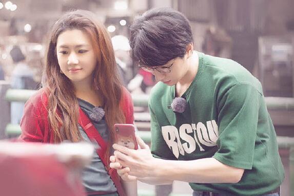 Selina放天灯 这到底是个什么梗？