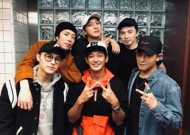 棒棒堂十年再合体 棒棒堂回应了吗到底说了什么?