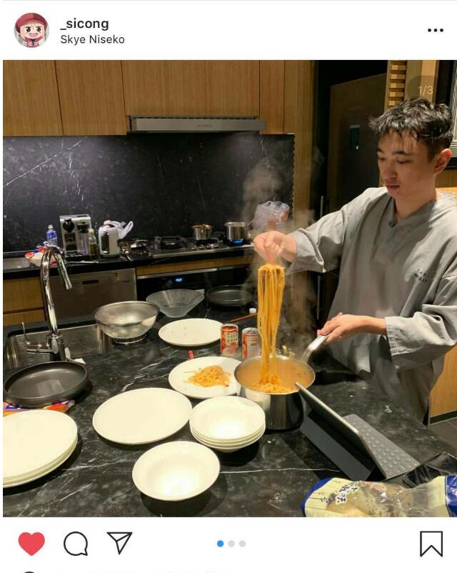 惊呆了！王思聪深夜做面条 本尊回应了到底说了什么？