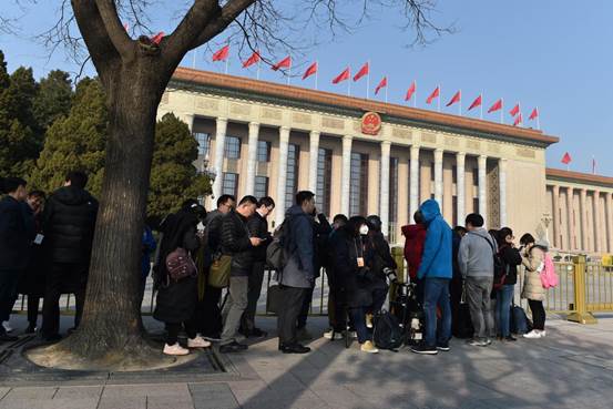 侧记：“高精尖”对话“稳准实” 这场发布会“分量不轻”