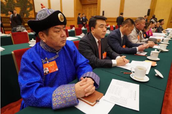 时政新闻眼丨习近平在内蒙古代表团说，抓这件事要“不动摇不松劲不开口子”