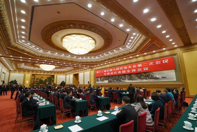 时政新闻眼丨习近平在甘肃代表团强调，这项工作越到最后时刻越要响鼓重锤