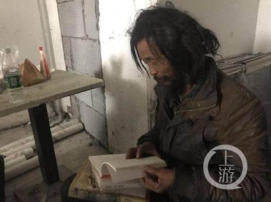 “流浪大师”否认吃空饷：领导主动给我办病退 每月工资2000多元