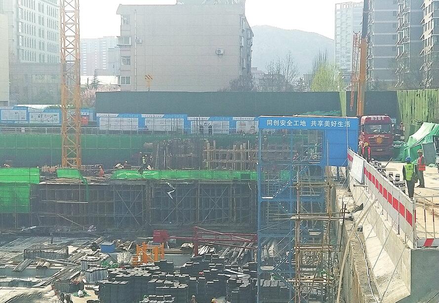 济南“渣土扬尘”专项排查火力全开 市区内所有工地“一把尺子量到底”