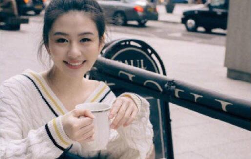 漂亮又有气质!邱淑贞大女儿曝光  被封最漂亮星二代