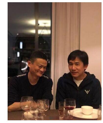 惊呆了!马云梁朝伟同框 这到底是个什么梗?