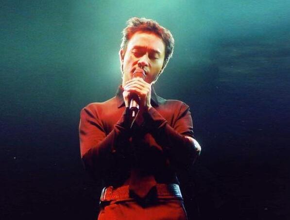 怀念哥哥！张国荣逝世16周年 生平挚爱唐先生发文16个字看哭所有人