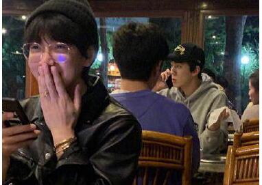 韩火火偶遇吴世勋激动捂嘴 吃瓜群众笑哈哈