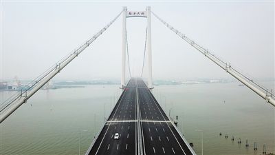 南沙大桥开通 粤港澳大湾区再添一座大桥