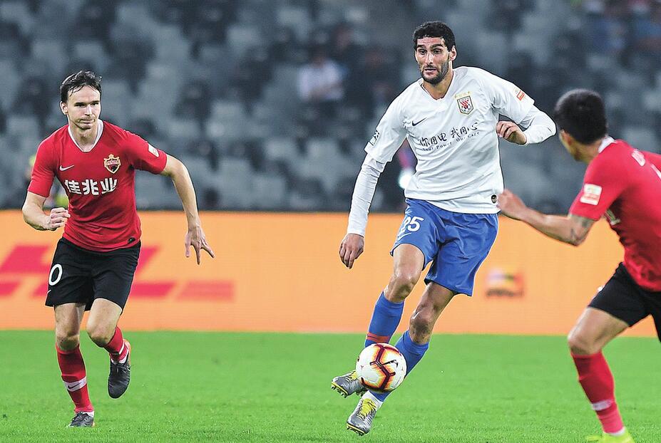 拿1分可接受费莱尼需发力 张弛改变战局 鲁能战平升班马