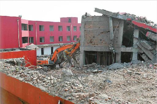 北园大街昔日头牌酒店“姜仔鸭”拆除 回应：下半年在天桥重新开店