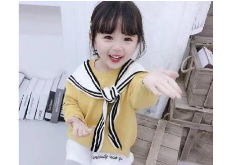 魔鬼附体？亲妈踢踹童模妞妞童模妞妞是亲生的吗？拍过什么广告？ - 热点 