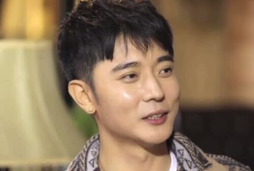 原因公布！张丹峰回应出轨 与妻子洪欣一起出面澄清