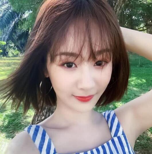 追星了!杨紫内衣惊呆具体是情况?终于真相了?胸前没理智美女图片