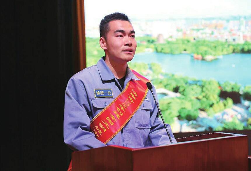 表彰先进树典型 凝心聚力再出发——市民巡访团团长辛安来信引发社会各界共鸣