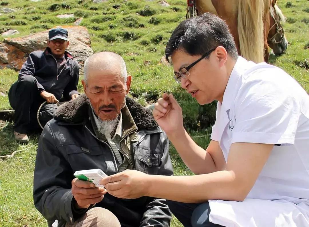 马背上建校，如今同层换教室要走8分钟，这是什么“神仙”学校？ 