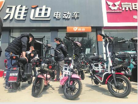 想购车心里没底!受新国标影响 济南电动车销售量断崖式下滑 