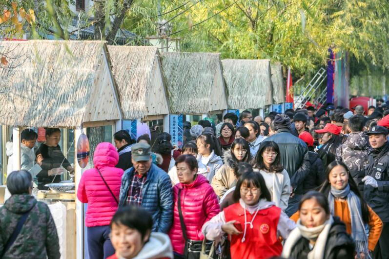 “春暖花开•湘漫泉城” 湘西特色产品消费惠民季暨湘漫泉城体验店正式开业