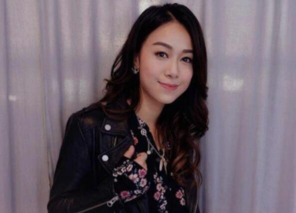 惊呆了！黄心颖带男伴回家到底什么情况 终于真相了？