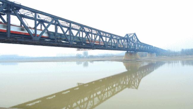 100多年前詹天佑参与设计的这座铁路桥，成了网红！