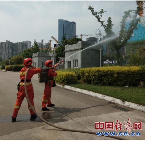 【追梦火焰蓝】为林而生，他们是森林消防员