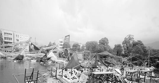 白天秒变黑夜！温州冰雹砸伤学生 现场一片混乱