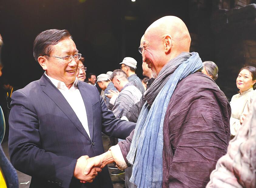 大型民族歌剧《沂蒙山》举行济南站巡演 王忠林孙述涛殷鲁谦雷杰苏树伟等观看