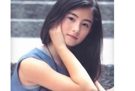 这是什么神仙般的颜值!12岁时的张柏芝 这到底是个什么梗?